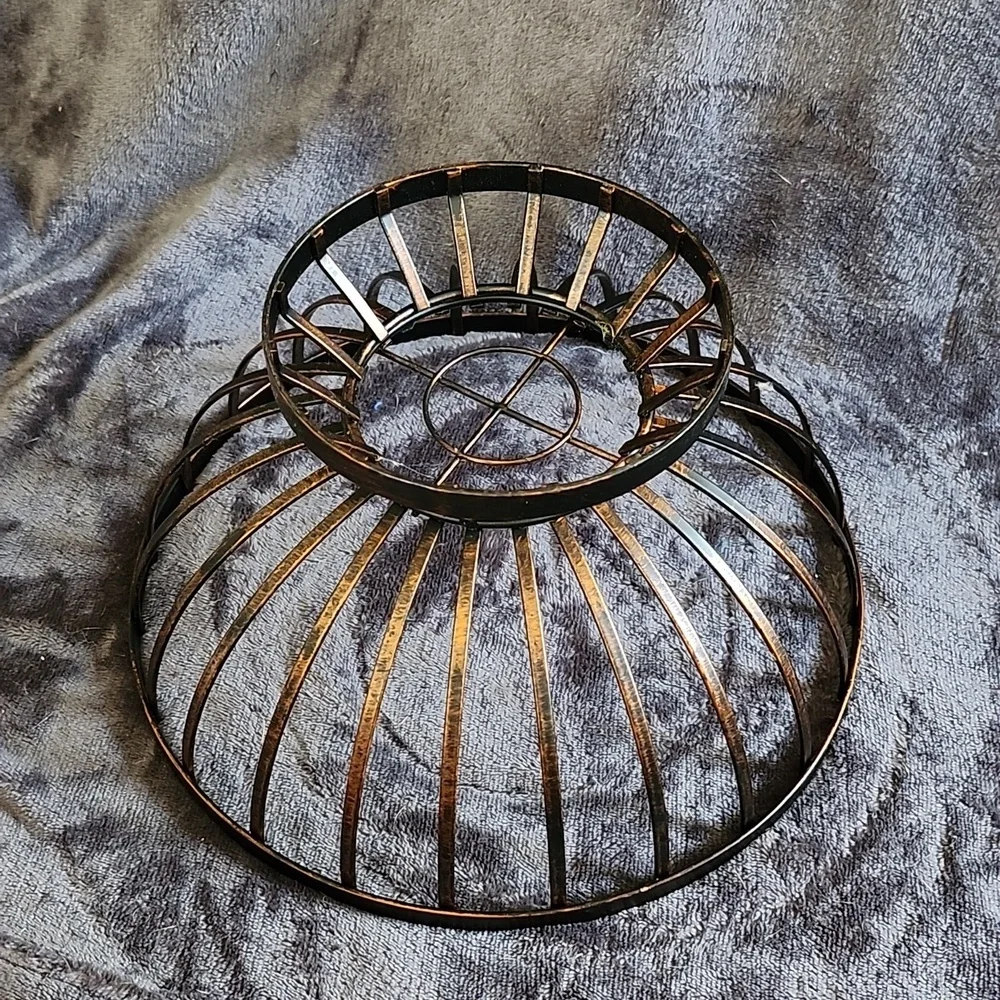 Metal Wire Fruit Basket Table Basket Plant holder